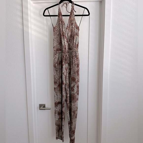 Express animal leopard cheetah print surplice halter jumpsuit- NWOT - Picture 3 of 6